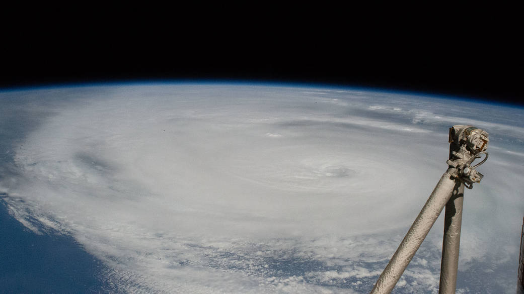 Hurricane Ian approaches the west coast of Florida