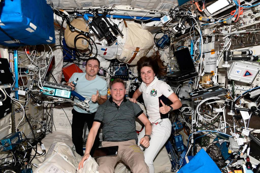 Cosmonauts Sergey Prokopyev, Dmitri Petelin, and Anna Kikina