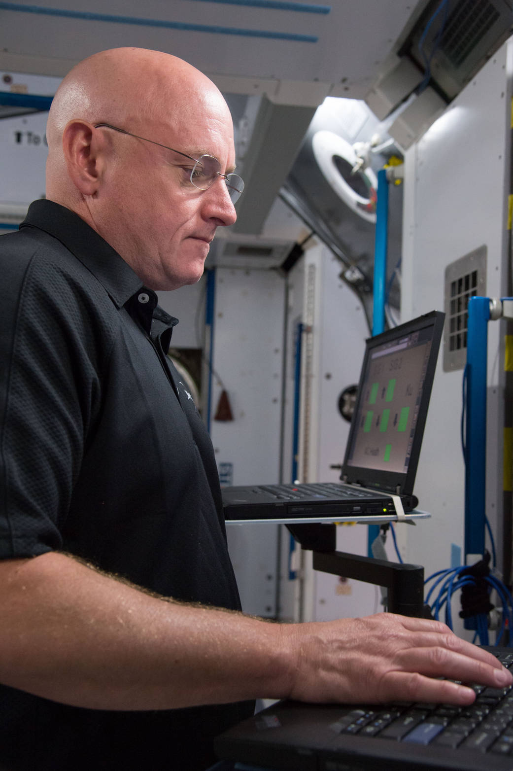 JSC2013-E-031285 -- NASA astronaut Scott Kelly