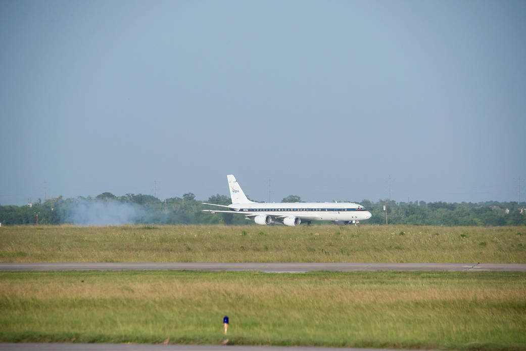 The DC-8 Aircraft Arrives at Ellington Field