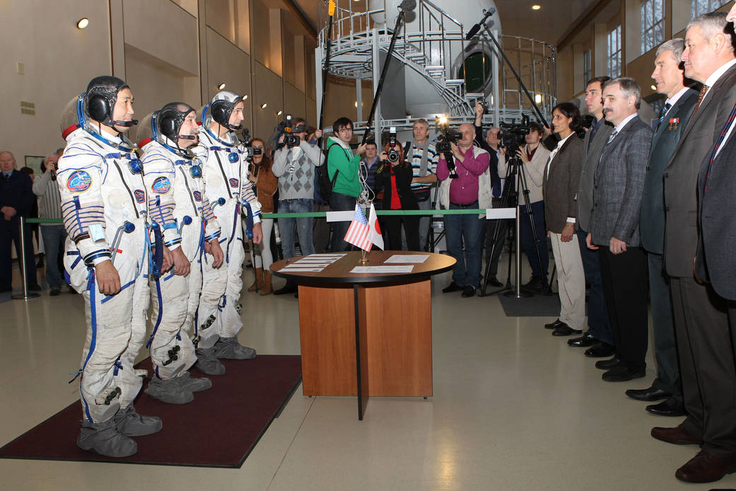 Koichi Wakata, Mikhail Tyurin and Rick Mastracchio