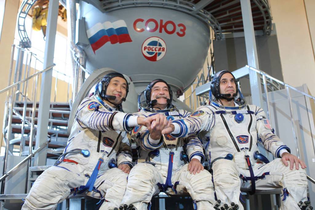 Koichi Wakata, Mikhail Tyurin and Rick Mastracchio