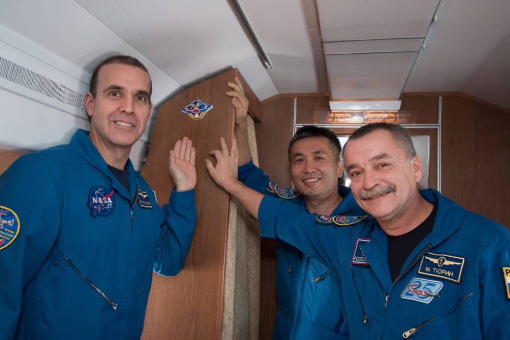 Expedition 38 Crew Members Rick Mastracchio, Koichi Wakata and Mikhail Tyurin