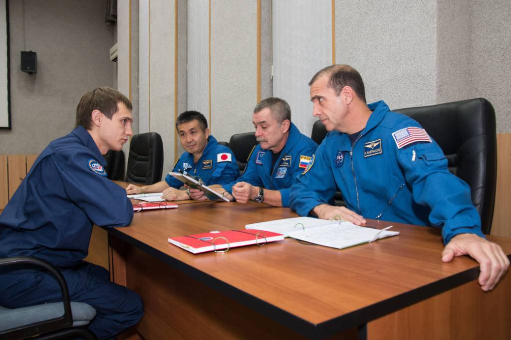 Expedition 38 Trio Trains for Launch