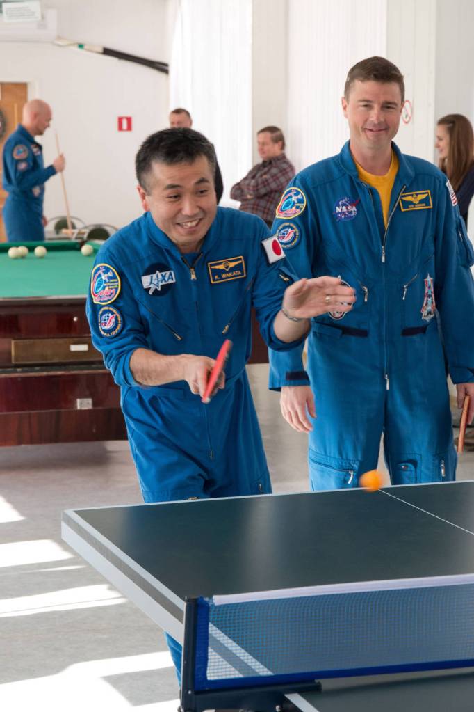 Crew Relaxes Before Soyuz Launch
