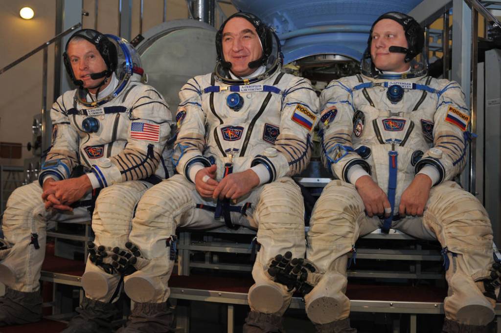 Future Station Crew Members Field Questions From Reporters
