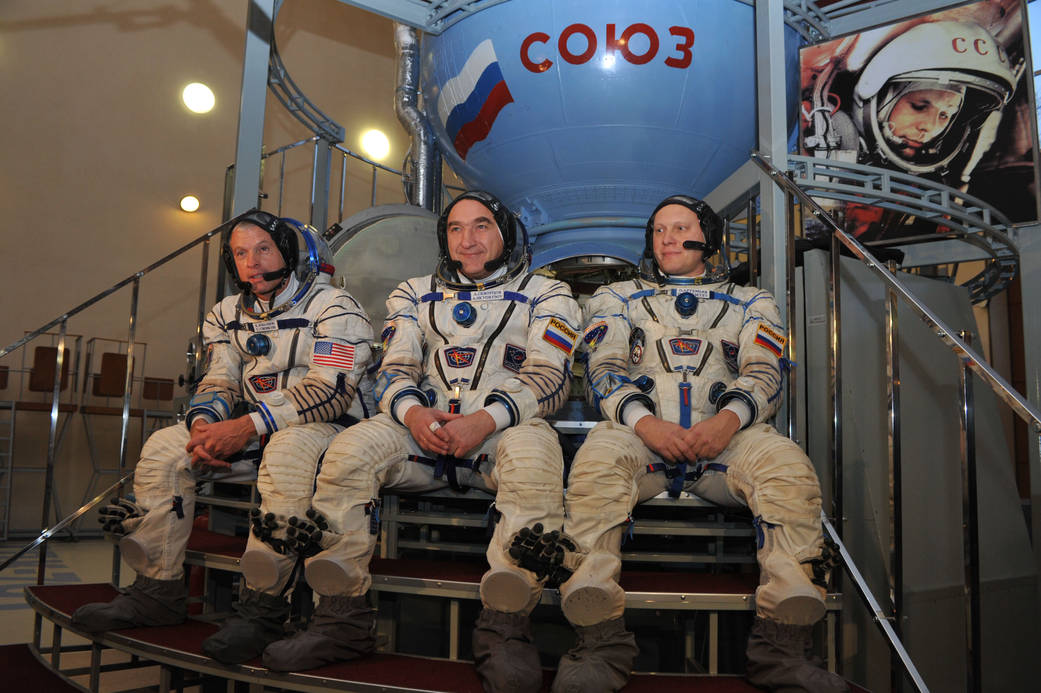 Expedition 39/40 Crew Prior to Qualification Exams