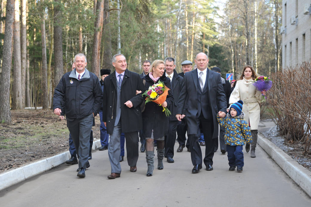Expedition 39/40 Prime Crew and Families