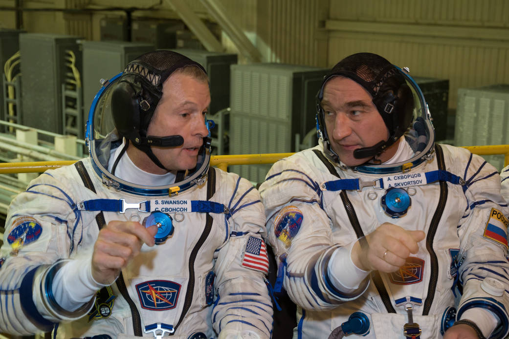 Swanson and Skvortsov During a Fit Check