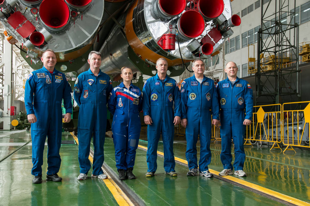 Expedition 39/40 Prime and Backup Crews With Soyuz