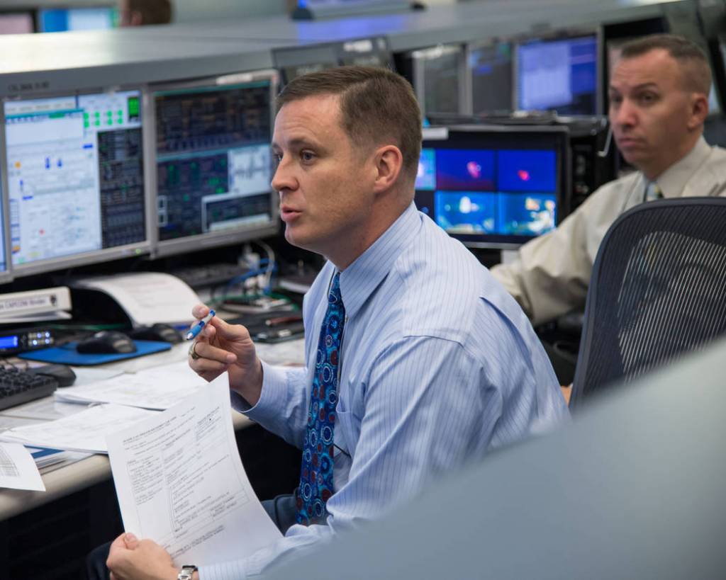 CAPCOM Activities During SpaceX Rendezvous