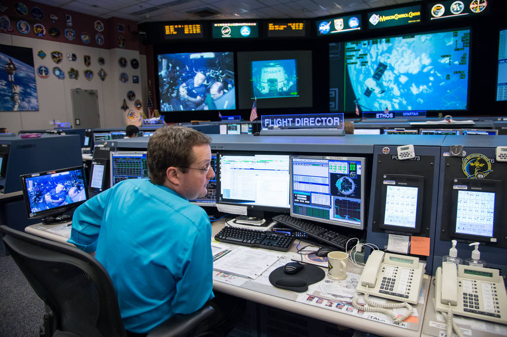 Flight Director Activities During SpaceX Rendezvous