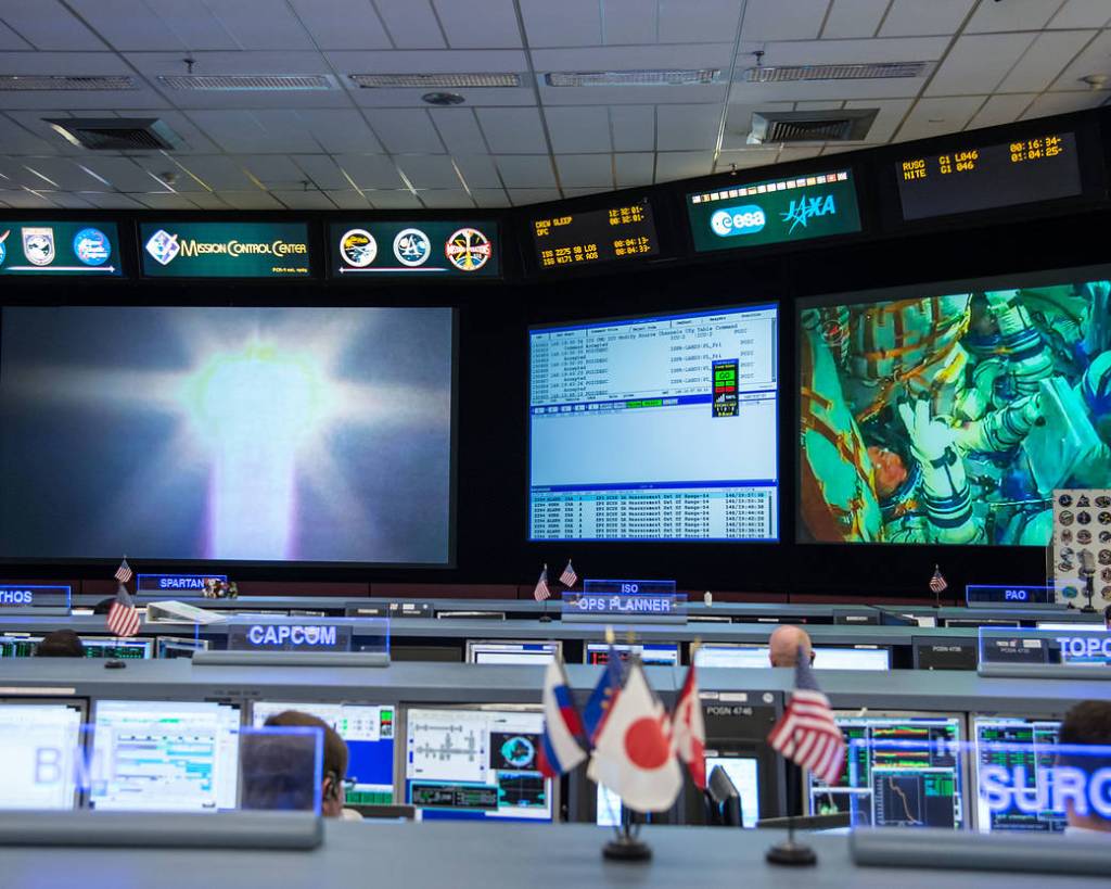 Houston’s Mission Control During Soyuz Launch to Station