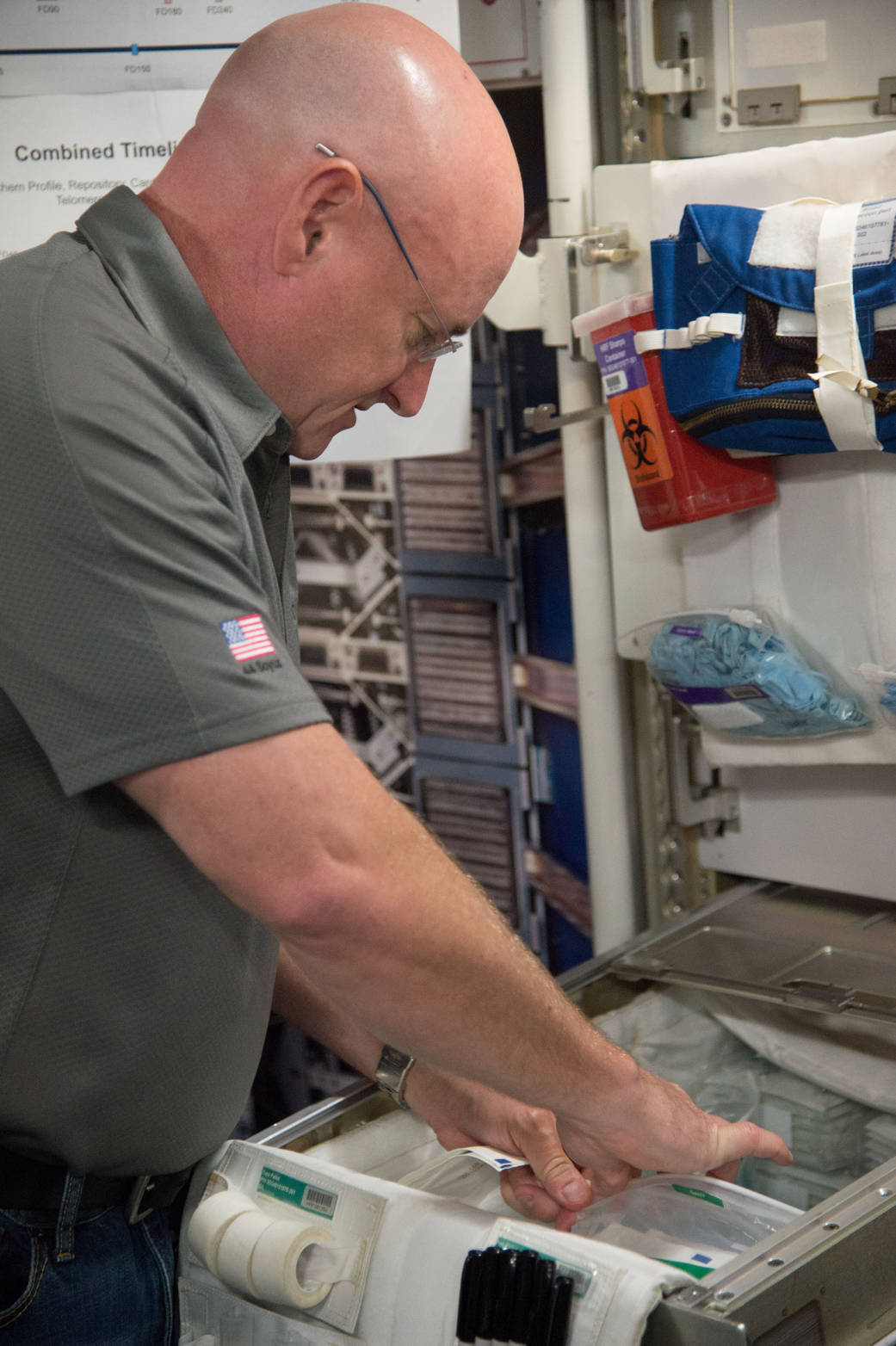Scott Kelly Participates in Biological Sampling Training