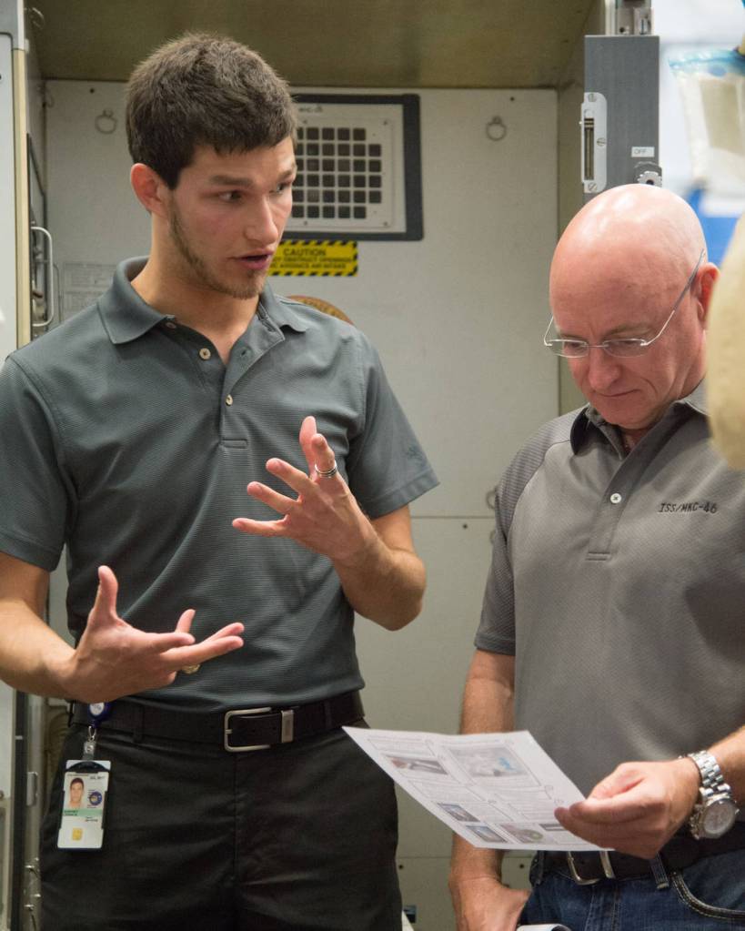 Scott Kelly Participates in Biological Sampling Training