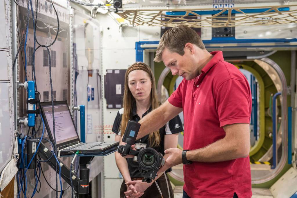 European Astronaut Andreas Mogensen Trains at Johnson Space Center