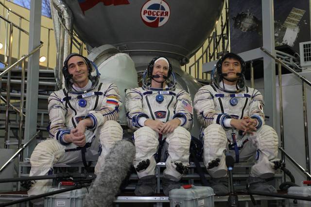 Expedition 46 Backup Crew Members