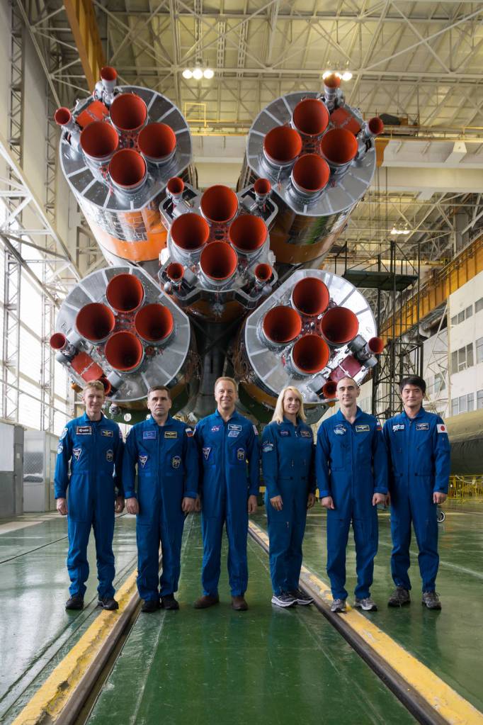 Prime and Backup Expedition 46-47 Crew Members