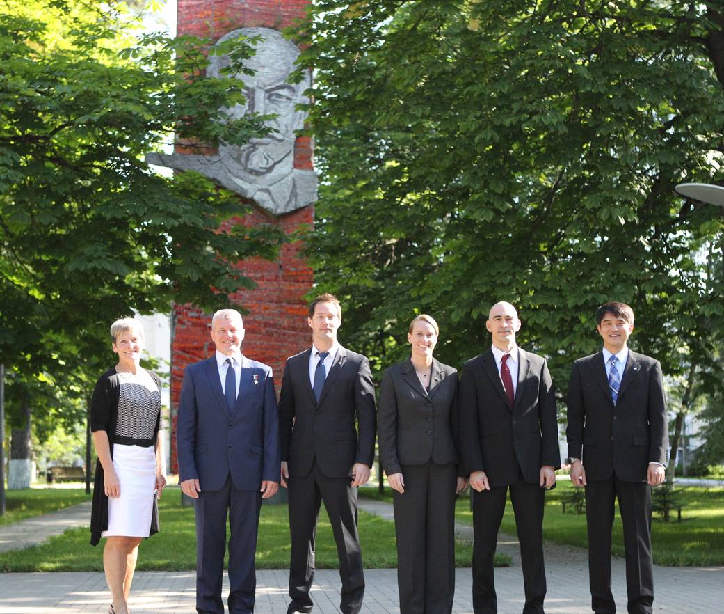 Expedition 48-49 Prime and Backup Crew Members
