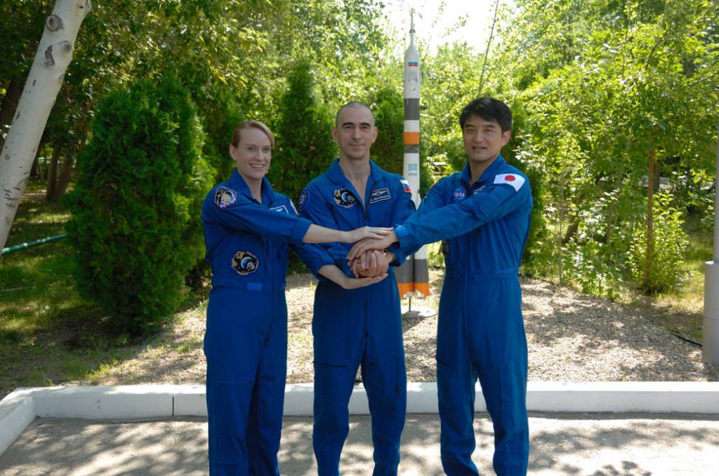 Expedition 48-49 Crew During Traditional Pre-launch Activities