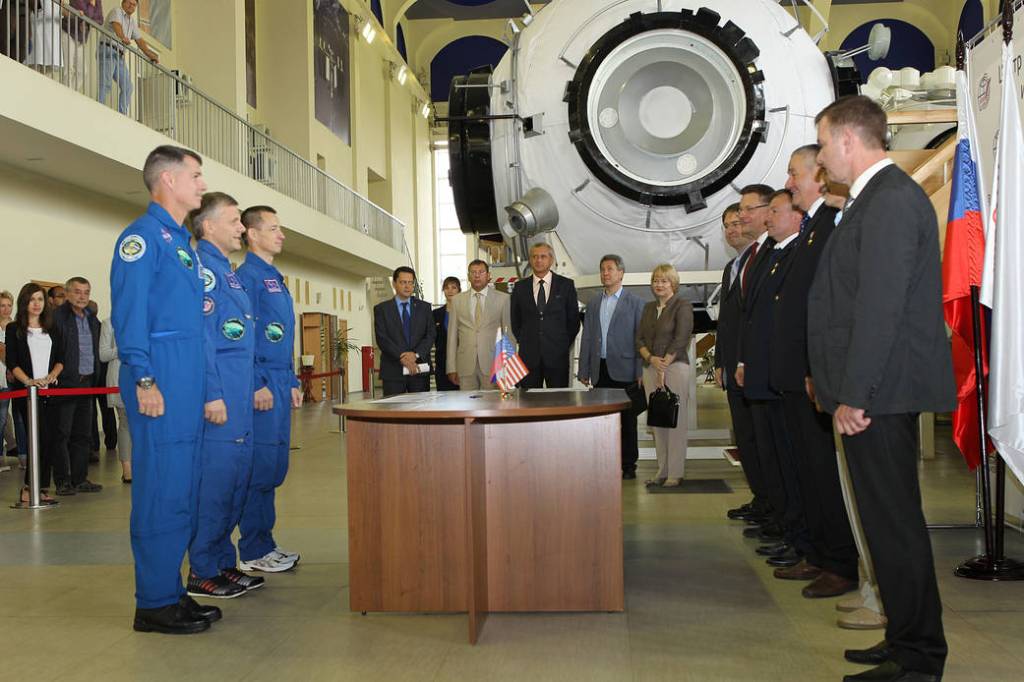 Expedition 49-50 Crew Members