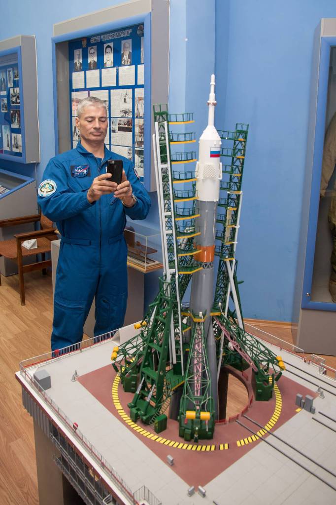 Expedition 49-50 Crew Members