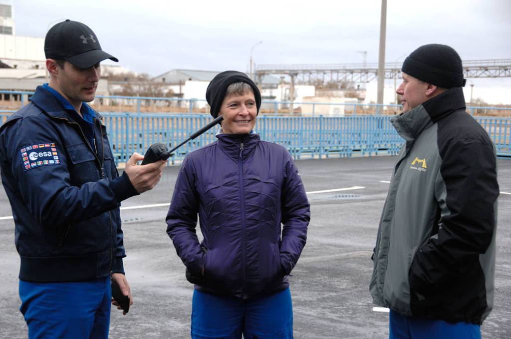 Expedition 50-51 Practice Using a Satellite Phone