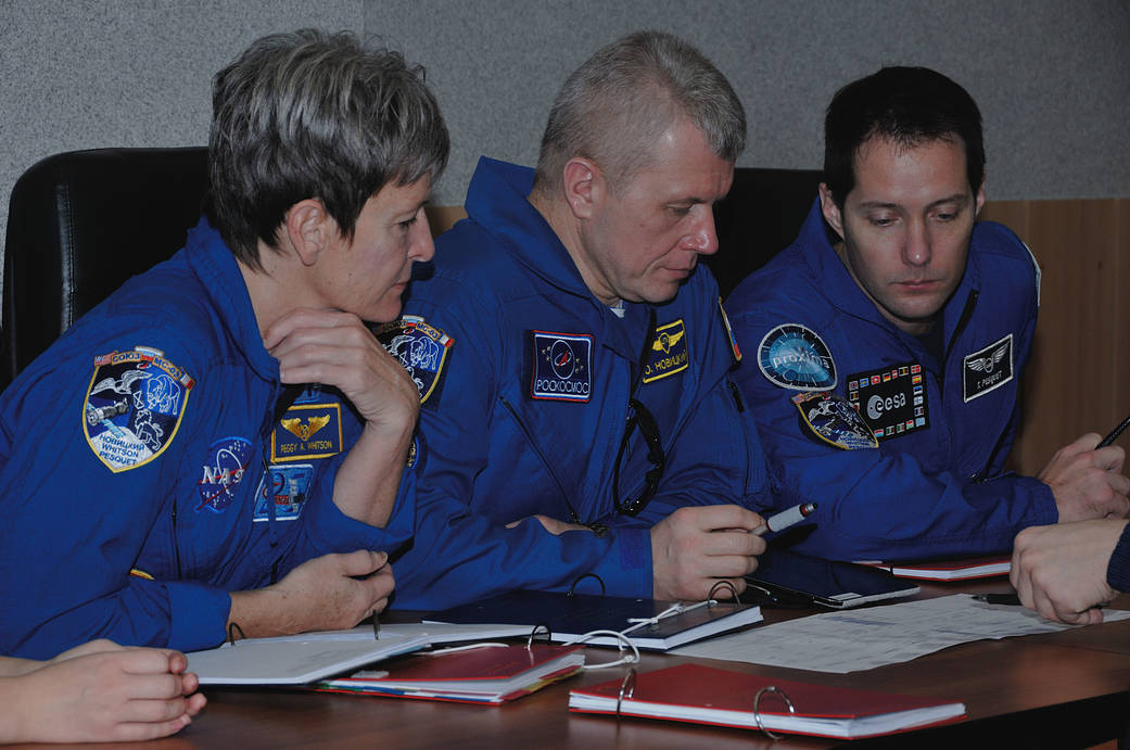At their Cosmonaut Hotel crew quarters in Baikonur, Kazakhstan, Expedition 50-51 crewmembers