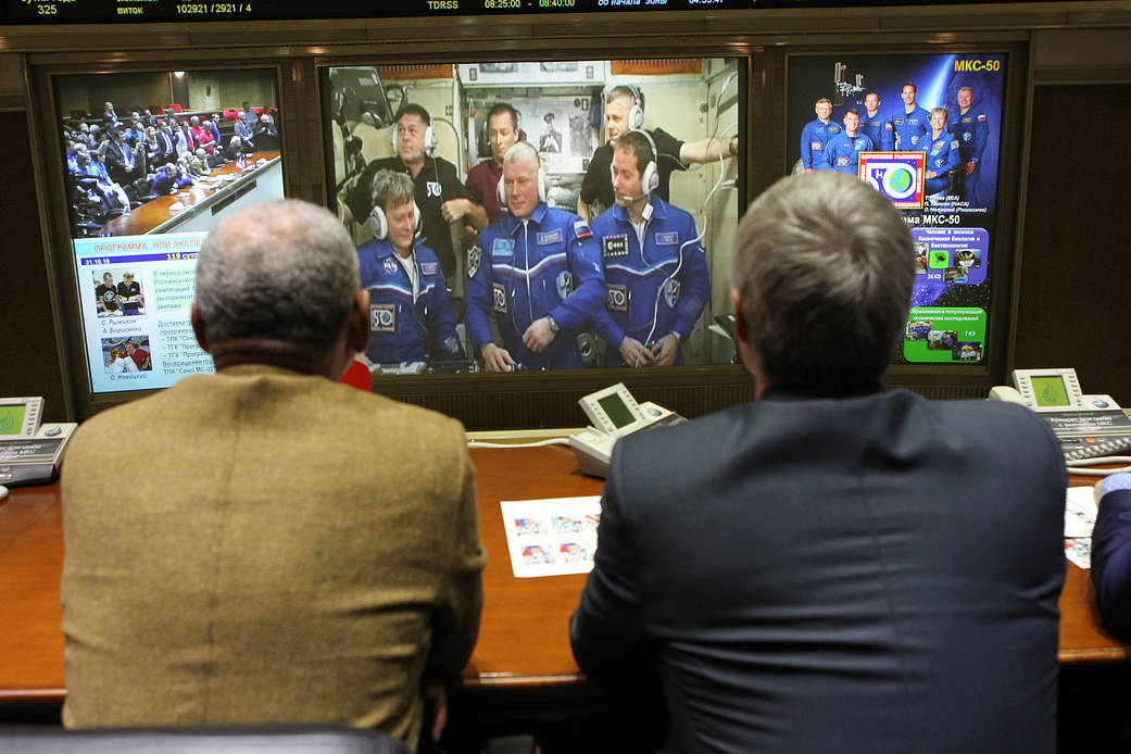 Charlie Bolden and Sergei Krikalev Talk to Expedition 50 Crew
