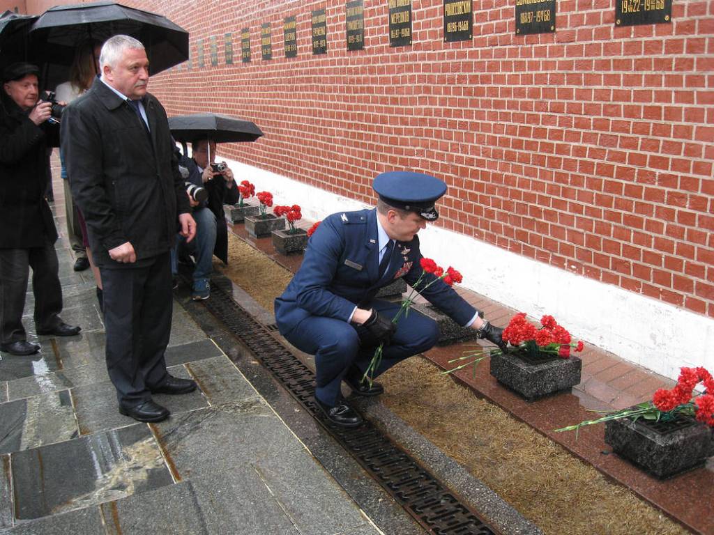 NASA Astronaut Jack Fischer Lays Flowers During Traditional Ceremonies