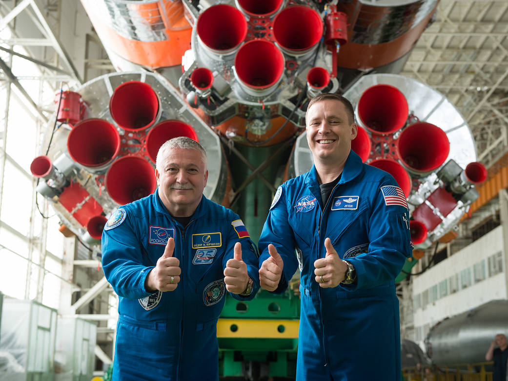 Expedition 51 Crew and Soyuz Rocket Engines
