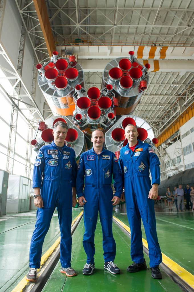 Expedition 52-53 crew with Soyuz rocket