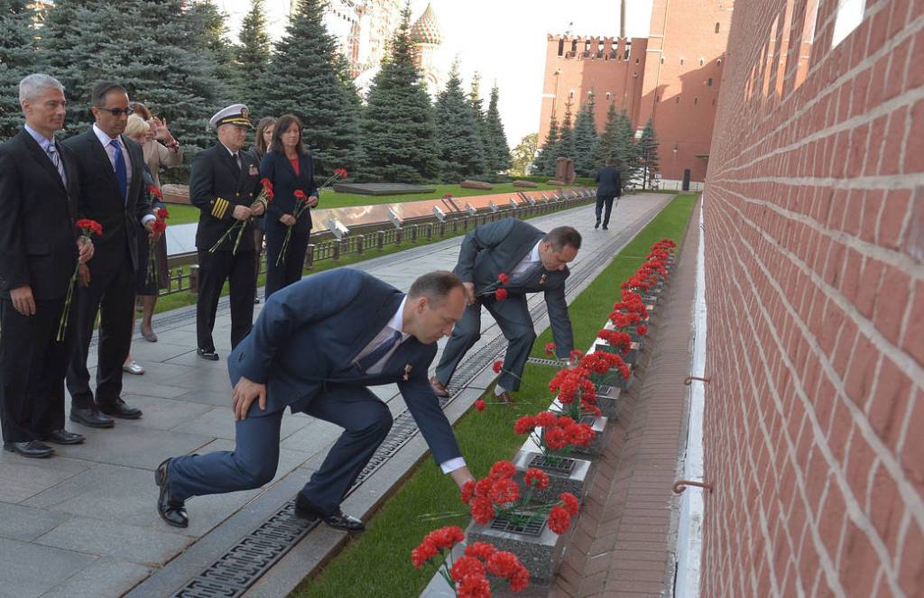 Cosmonauts Lay Flowers at the Kremlin Wall