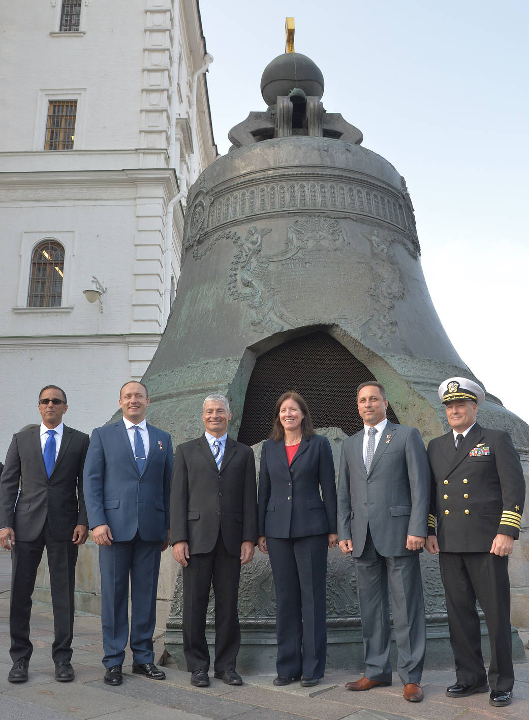Expedition 53-54 Prime and Backup Crews in Front of the Tsar Bell