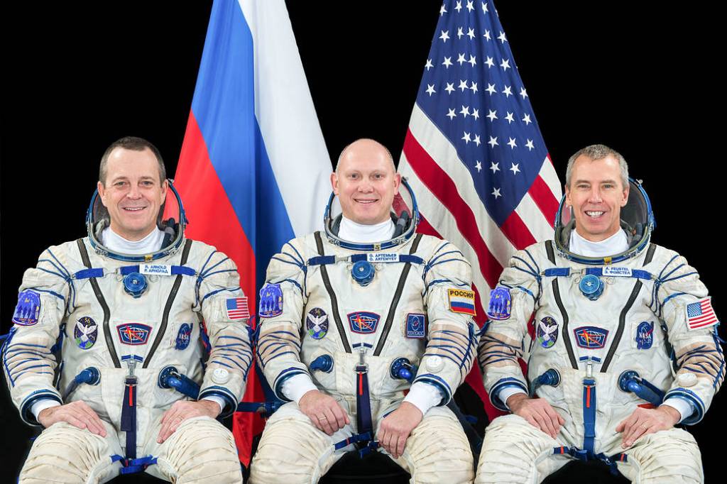 Expedition 55-56 crew members at the Gagarin Cosmonaut Training Center
