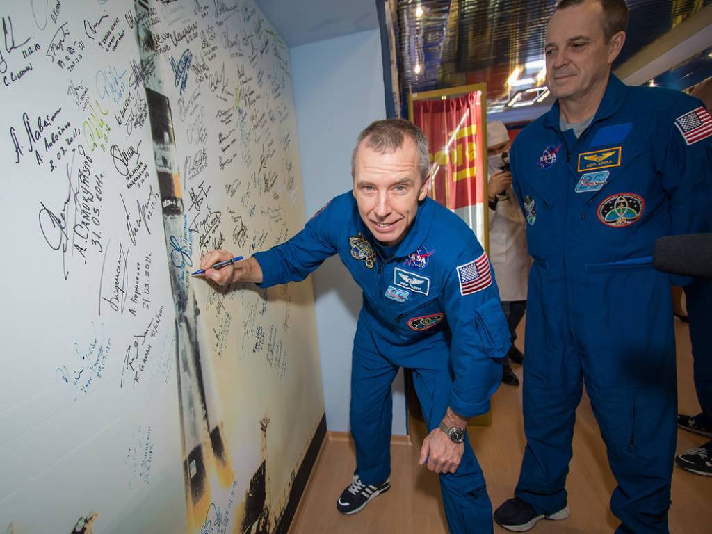 Astronaut Drew Feustel of NASA Signs a Wall Mural