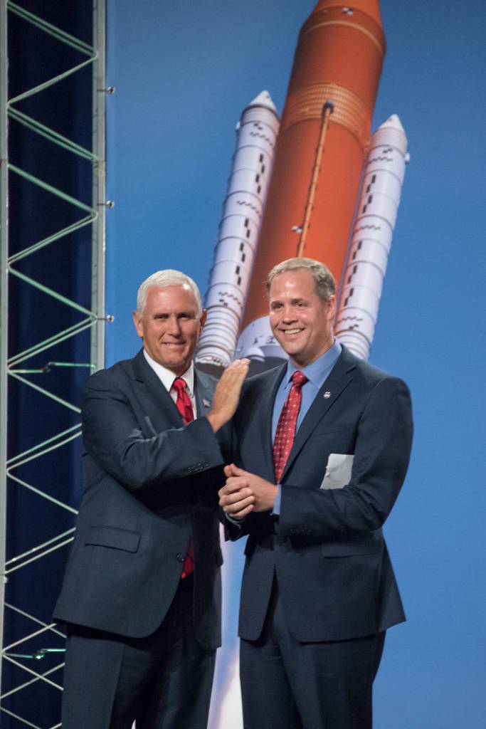 Vice President Mike Pence and NASA Administrator Jim Bridenstine Visit NASA’s Johnson Space Center