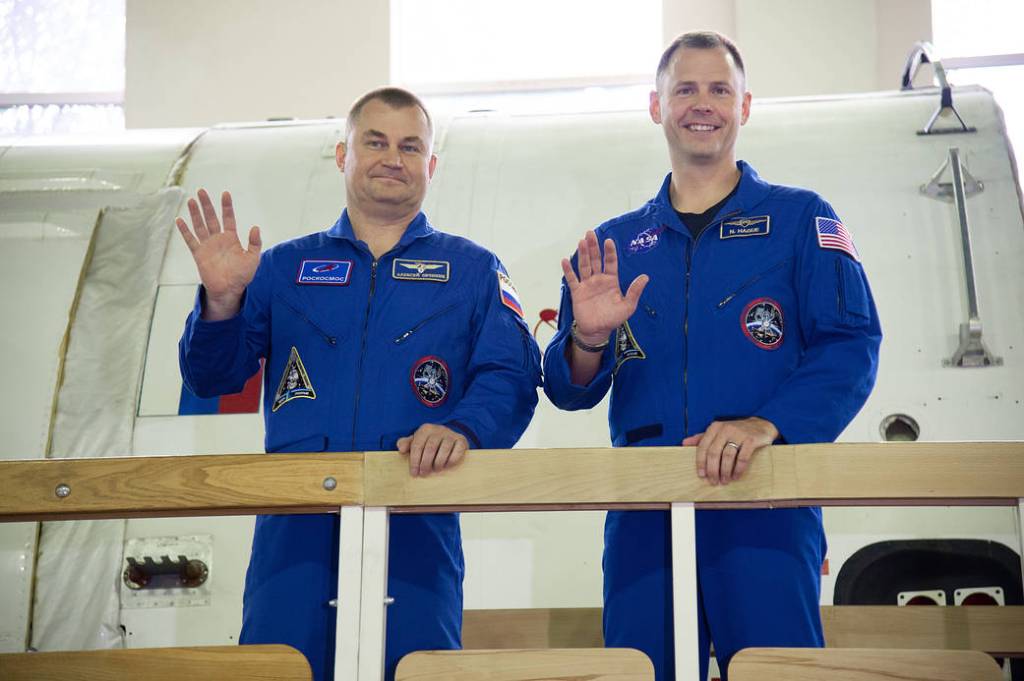 Expedition 57 Crew Members Alexey Ovchinin and Nick Hague