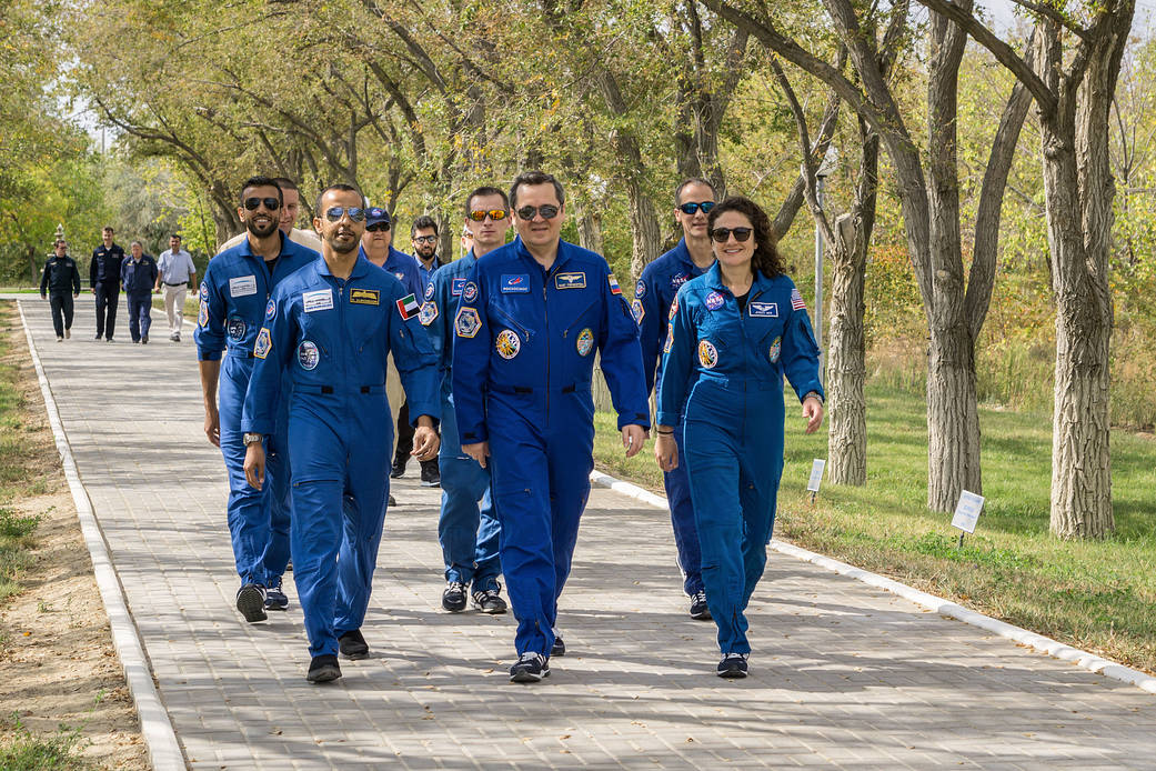 Prime and backup Expedition 61 crewmembers with spaceflight participants
