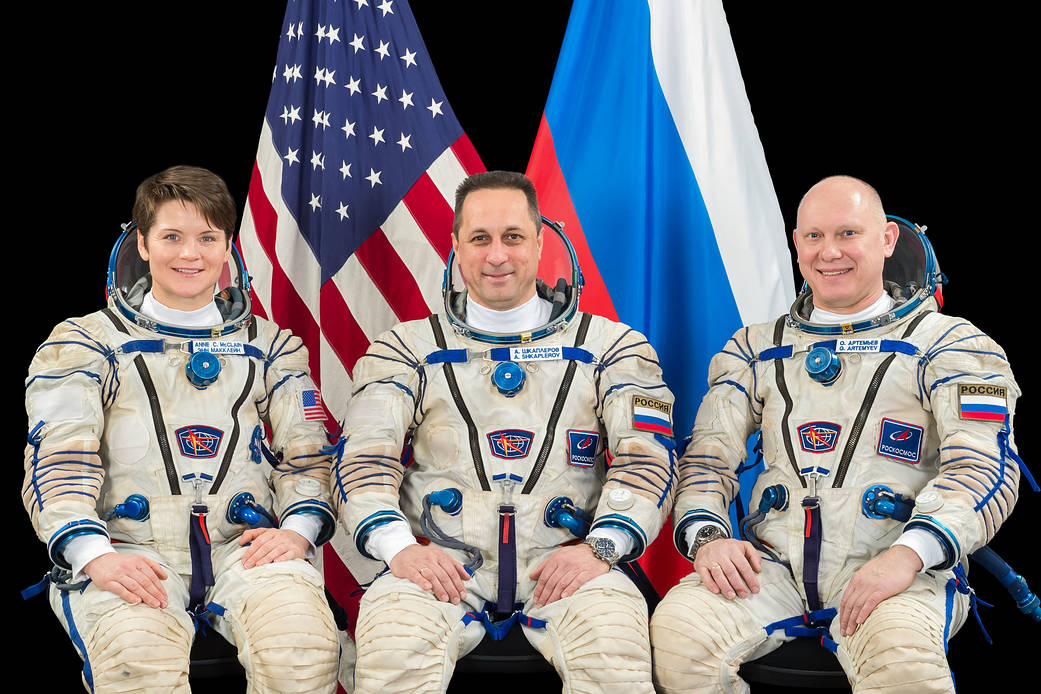 Expedition 65 back up crew members