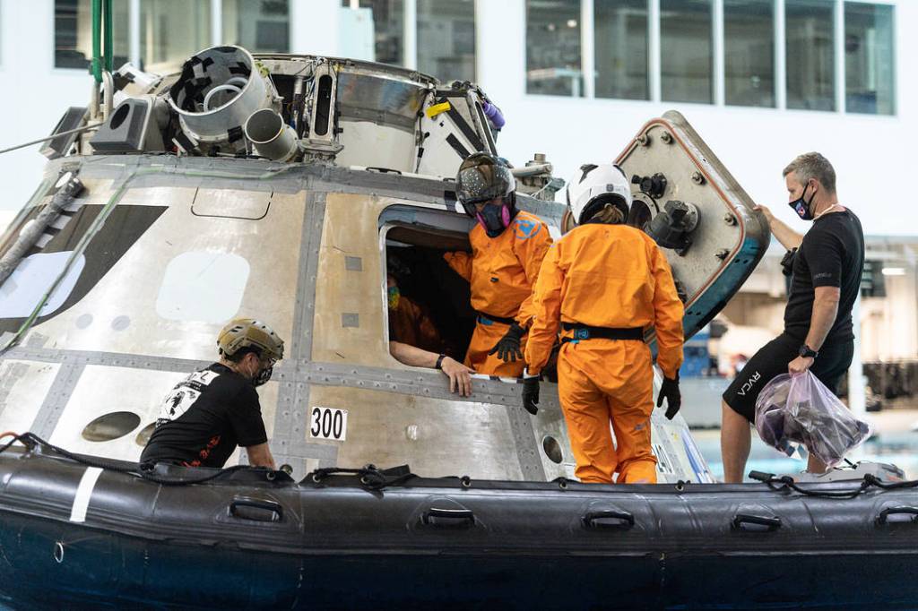 SpaceX Crew-3 astronauts participate in water survival training