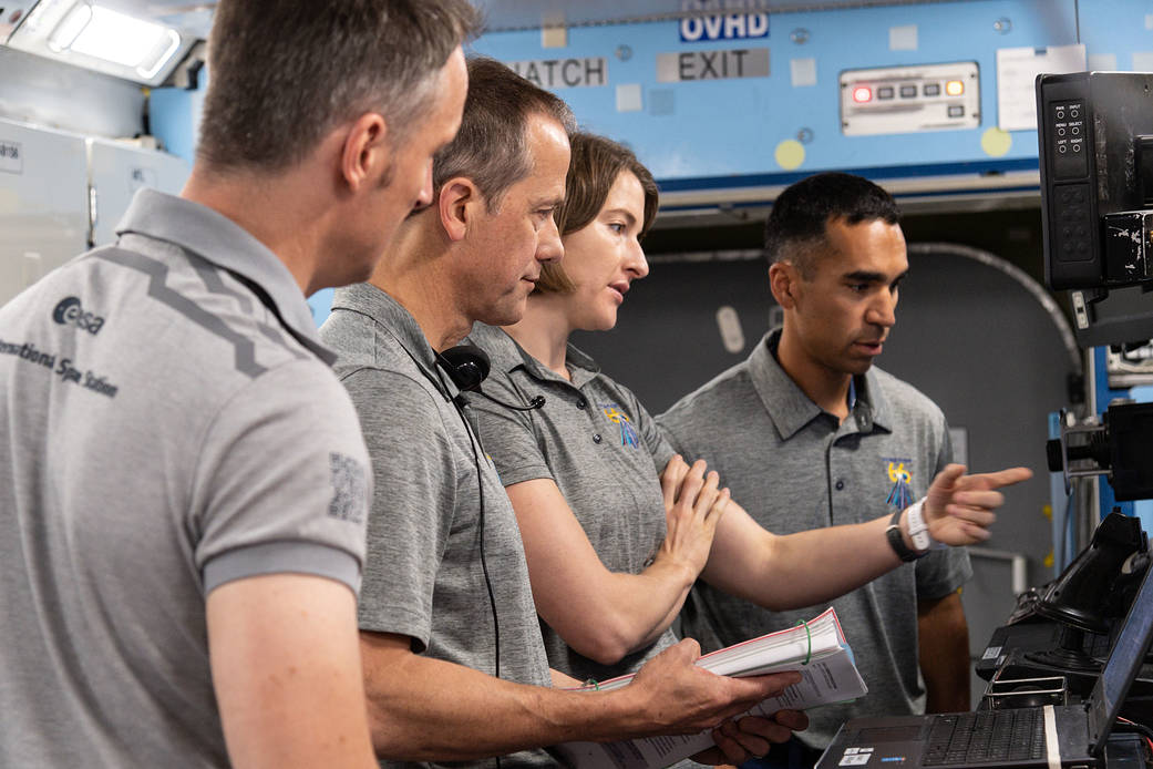 SpaceX Crew-3 astronauts train at the Space Vehicle Mockup Facility