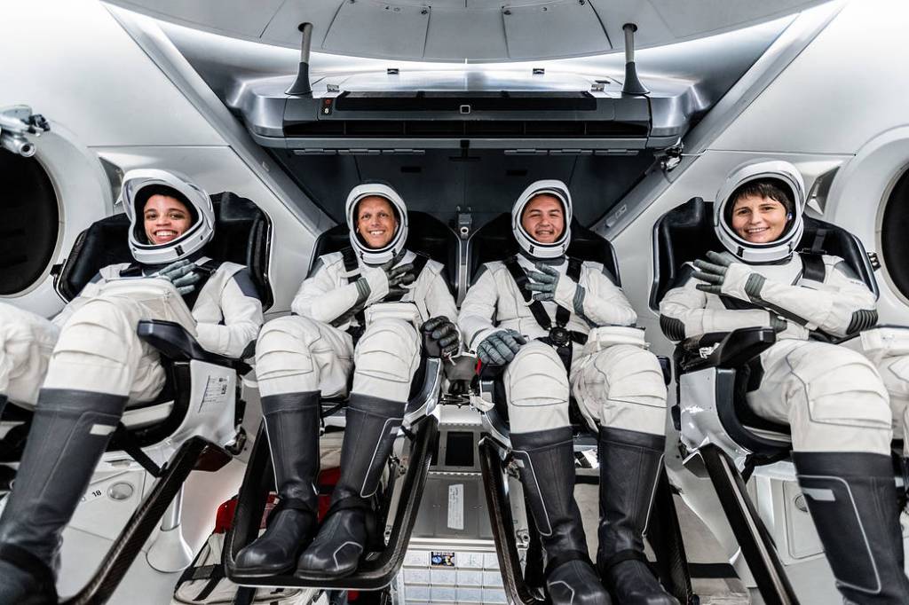 SpaceX Crew-4 astronauts participate in a training session
