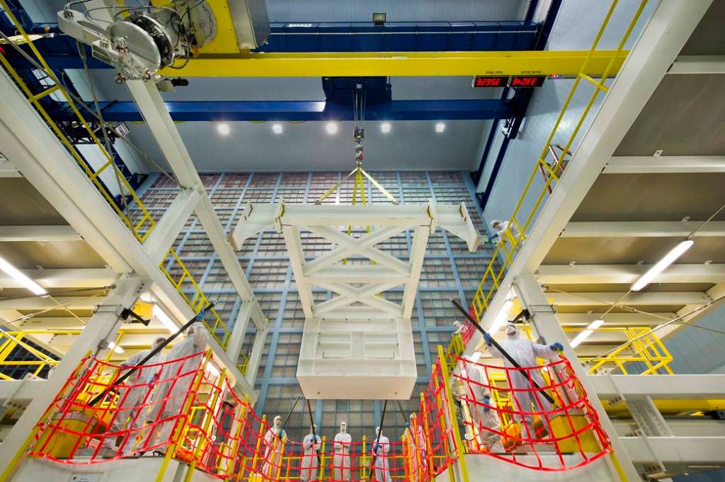 Dropping in on a James Webb Space Telescope Clean Room Test