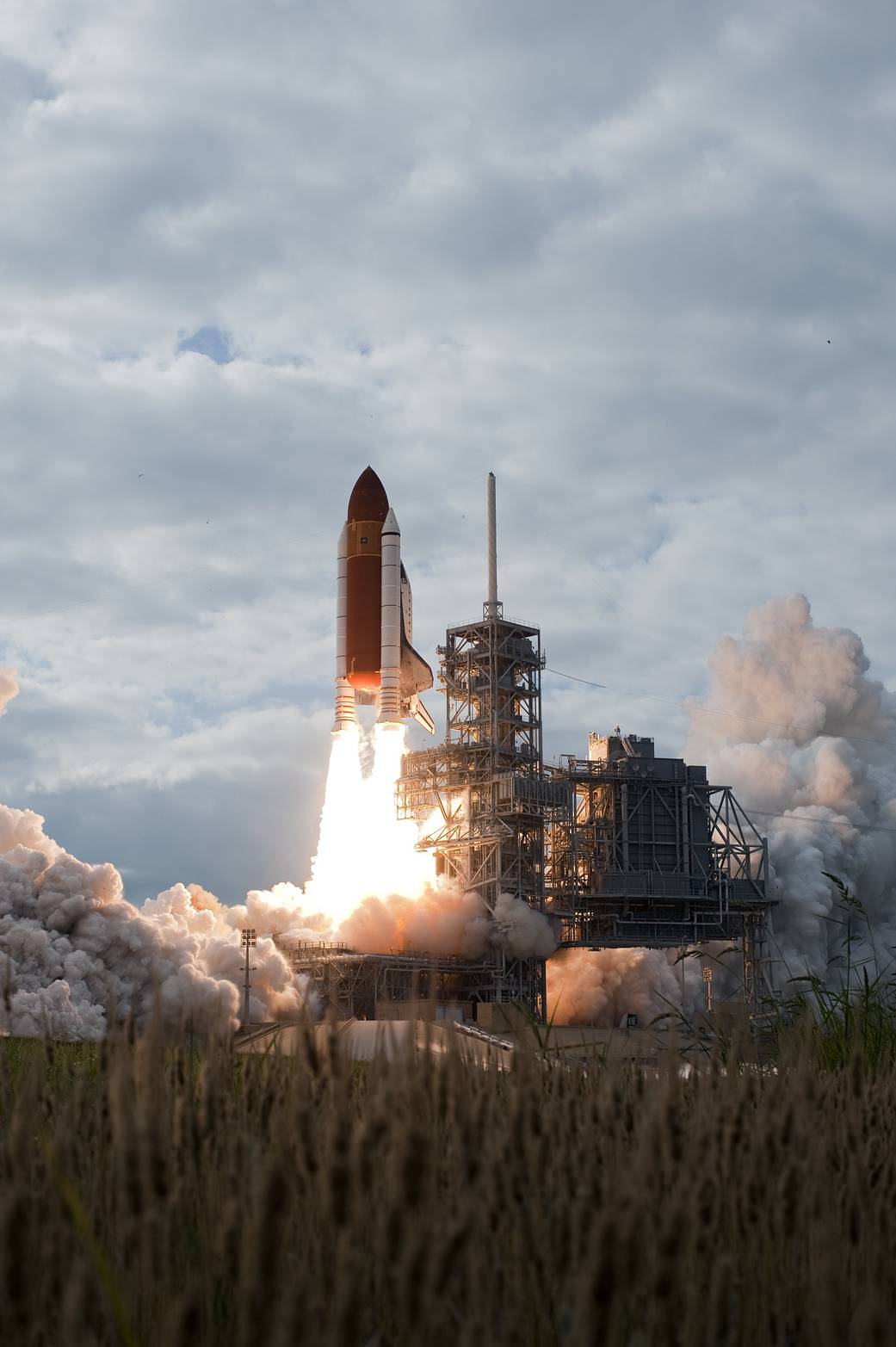 This week in 2011, space shuttle Endeavour, mission STS-134, launched from NASA’s Kennedy Space Center on its final flight. 