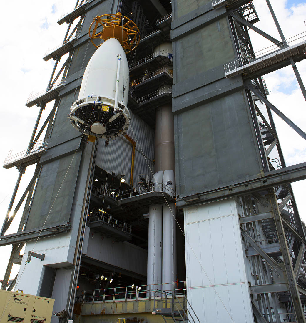 GOES-R Mated to Atlas V