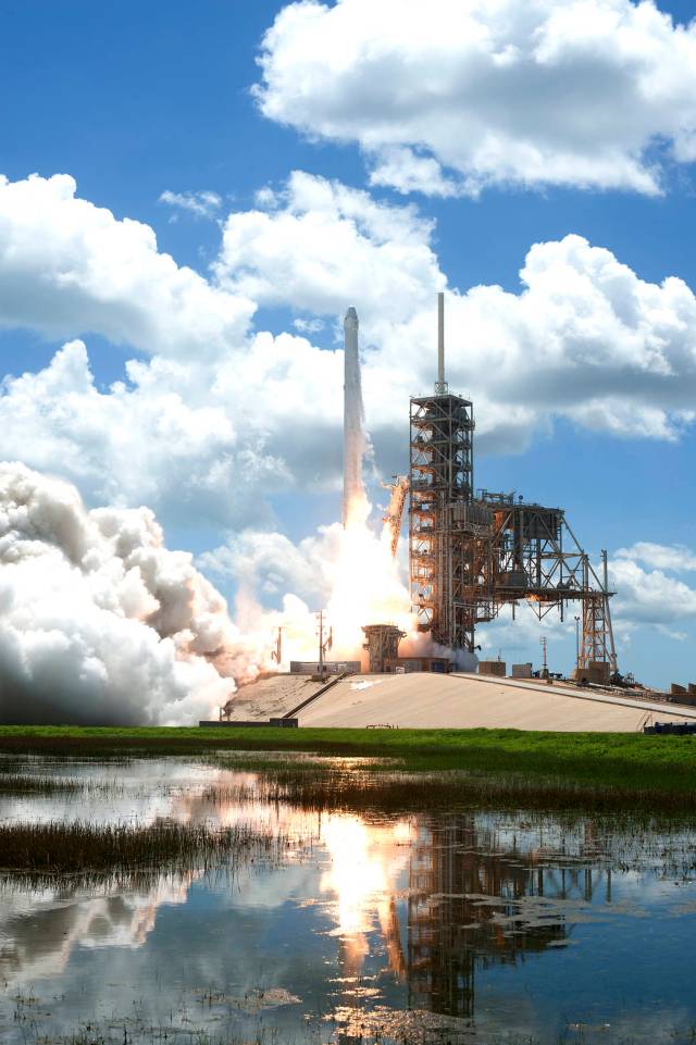 The two-stage SpaceX Falcon 9 launch vehicle lifts off Launch Complex 39A at NASA's Kennedy Space Center carrying the Dragon resupply spacecraft to the International Space Station. 