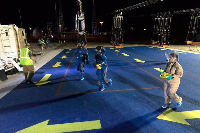 Astronauts participate in a Boeing/United Launch Alliance (ULA) emergency egress system demonstration at Cape Canaveral Air Force Station’s Launch Complex 41 in Florida on June 19, 2018. 