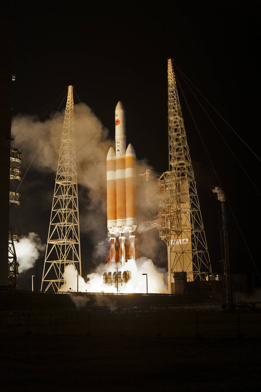 At Cape Canaveral Air Force Station’s Space Launch Complex 37, the United Launch Alliance Delta IV Heavy rocket with NASA's Parker Solar Probe, lifts off at 3:31 a.m. EDT on Sunday, Aug. 12, 2018.