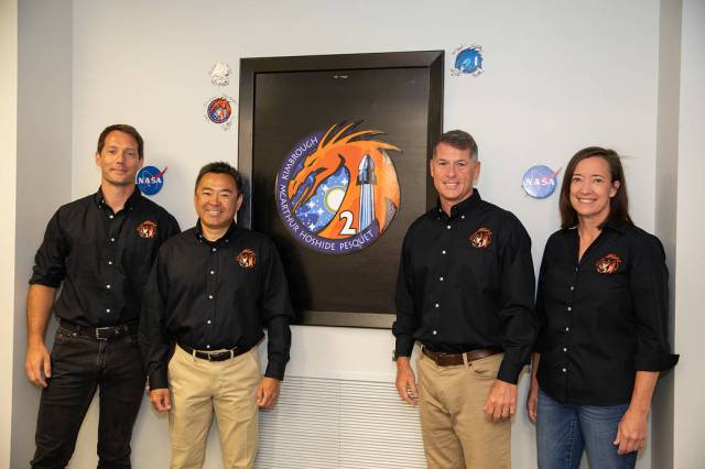 From left, ESA astronaut Thomas Pesquet, JAXA astronaut Akihiko Hoshide, and NASA astronauts Shane Kimbrough and Megan McArthur pose inside the Astronaut Crew Quarters.